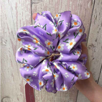 Daisy Dream XL Scrunchie