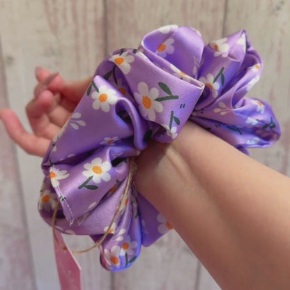 Daisy Dream XL Scrunchie